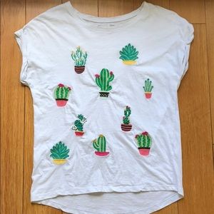 🎀 3/$25 Sfera Casual | White Cactus Patch Shirt